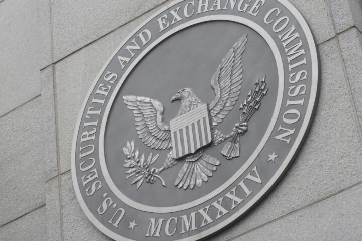 SEC-Green-Lights-Tokenized-Stock-Trading-Despite-Clarity-Act-Fail